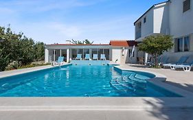 Villa Almas - Heated Pool, Sauna, Gym And Tennis Court